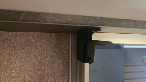 Arretierung für Klappduschwand am Hymer ML-T 570 ab Modelljahr 2024 WOLFWAX